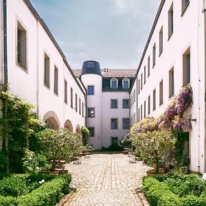 Hofgarten 1824 Garni Hotel